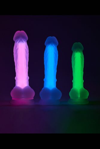 Dream Toys Radiant Soft Silicone Glow In The Dark Dildo Medium Purple Tapadókorongos dildó